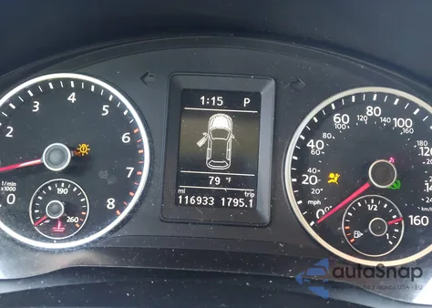 2017 Volkswagen Tiguan 2.0T/2.0T S из США, поврежденный, VIN WVGAV7AX8HK024679